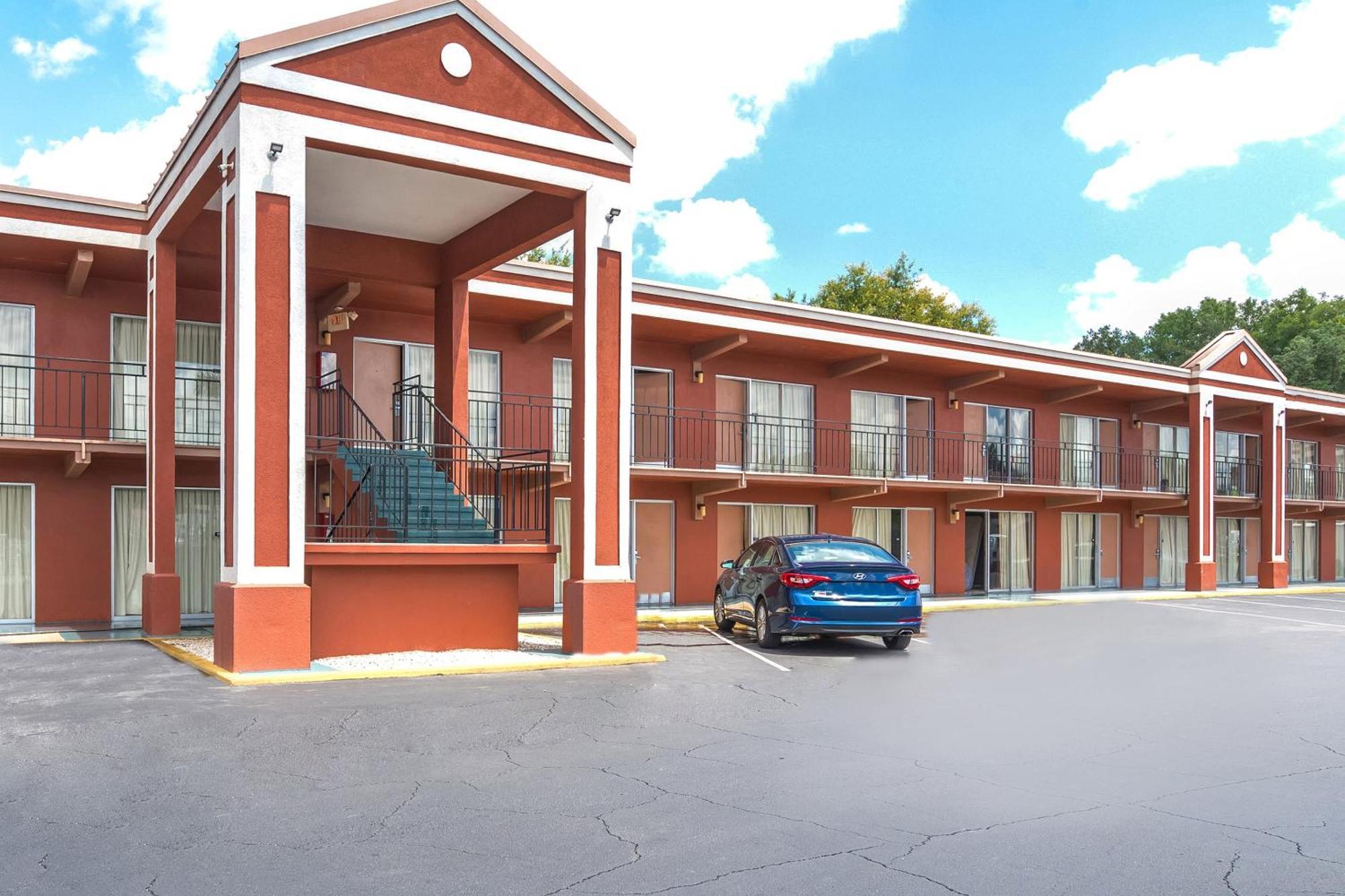 Oyo Hotel Mustang Silver Spring Fl Silver Springs Bagian luar foto